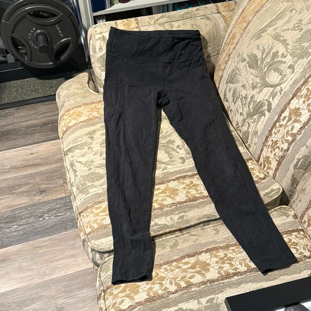 black leggings